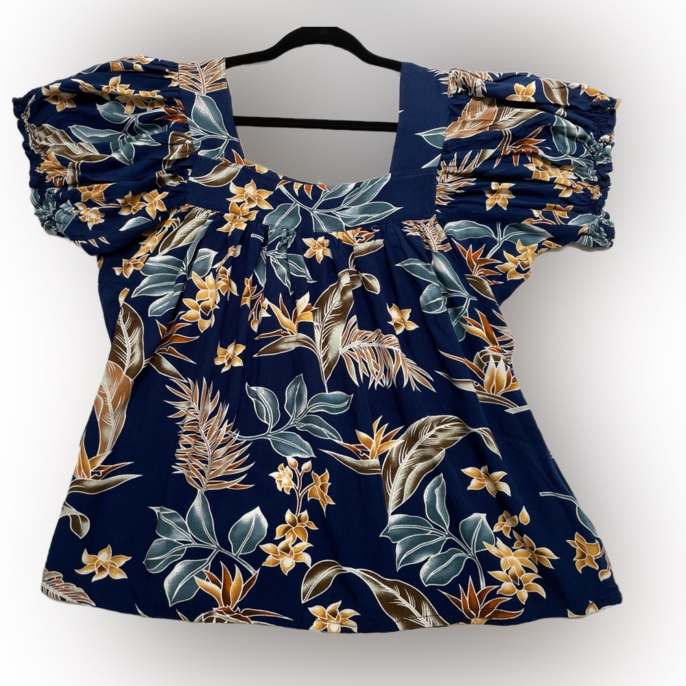 Makai Beach Women’s Tropical Print Puff Sleeve Top Size:S Navy/Tan